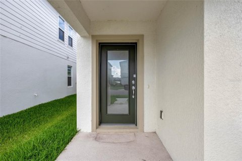Casa en alquiler en Kissimmee, Florida, 4 dormitorios, 185.71 m2 № 1907281 - foto 3
