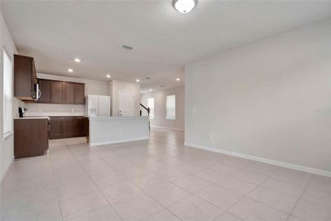 Casa en alquiler en Kissimmee, Florida, 4 dormitorios, 185.71 m2 № 1907281 - foto 12