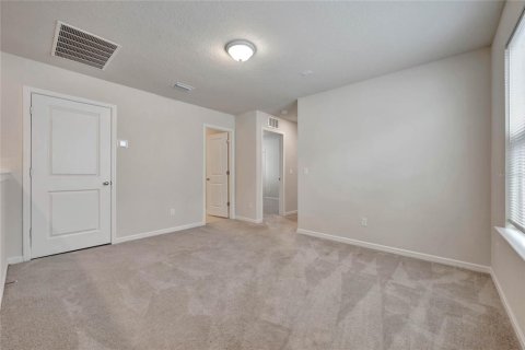 Casa en alquiler en Kissimmee, Florida, 4 dormitorios, 185.71 m2 № 1907281 - foto 18