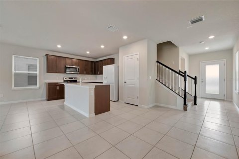 Casa en alquiler en Kissimmee, Florida, 4 dormitorios, 185.71 m2 № 1907281 - foto 5