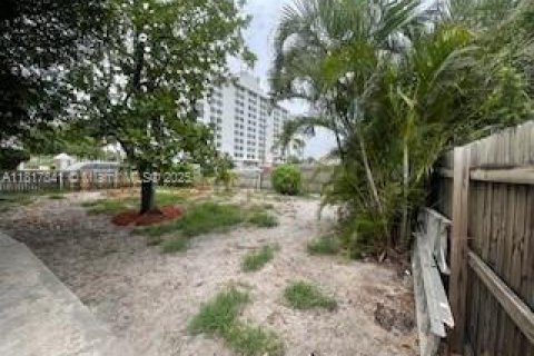 Immobilier commercial à vendre à Lake Worth, Floride: 126.25 m2 № 2194144 - photo 6