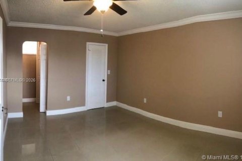 Condominio en venta en Aventura, Florida, 1 dormitorio, 75.9 m2 № 2154985 - foto 12