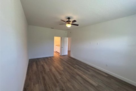 Casa en venta en Apopka, Florida, 3 dormitorios, 173.45 m2 № 2329942 - foto 15