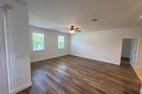 Casa en venta en Apopka, Florida, 3 dormitorios, 173.45 m2 № 2329942 - foto 14