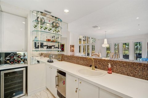 Villa ou maison à vendre à Sarasota, Floride: 4 chambres, 745.54 m2 № 1901209 - photo 18