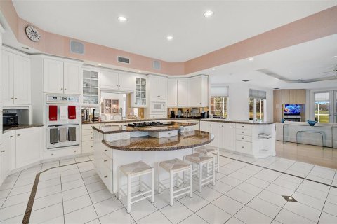 Villa ou maison à vendre à Sarasota, Floride: 4 chambres, 745.54 m2 № 1901209 - photo 28