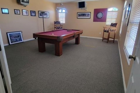House in Tampa, Florida 5 bedrooms, 338.91 sq.m. № 1784847 - photo 14