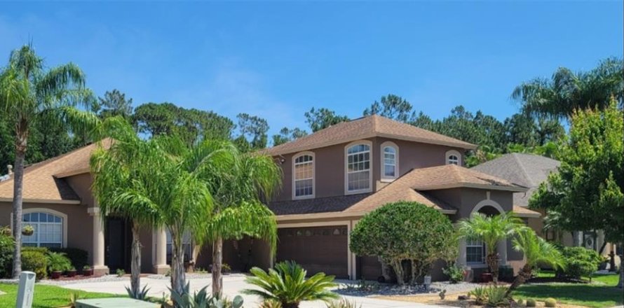 House in Tampa, Florida 5 bedrooms, 338.91 sq.m. № 1784847