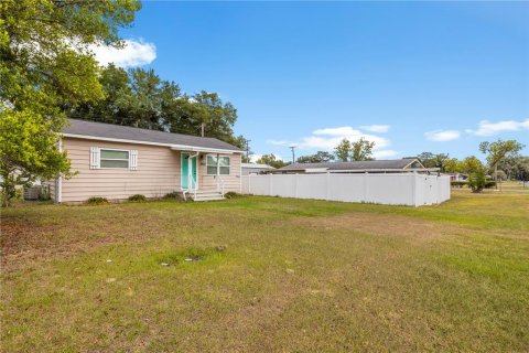 Propiedad comercial en venta en Zephyrhills, Florida, 128.67 m2 № 2093957 - foto 15