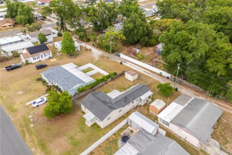 Propiedad comercial en venta en Zephyrhills, Florida, 128.67 m2 № 2093957 - foto 8