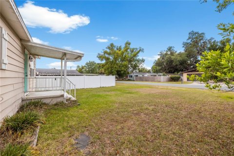 Propiedad comercial en venta en Zephyrhills, Florida, 128.67 m2 № 2093957 - foto 17