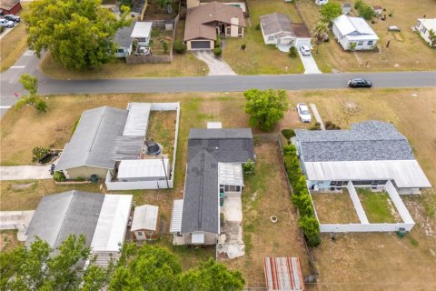 Propiedad comercial en venta en Zephyrhills, Florida, 128.67 m2 № 2093957 - foto 7
