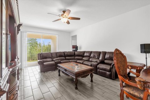 House in LIBERTY PRESERVE in Leesburg, Florida 4 bedrooms, 195.93 sq.m. № 1535866 - photo 13