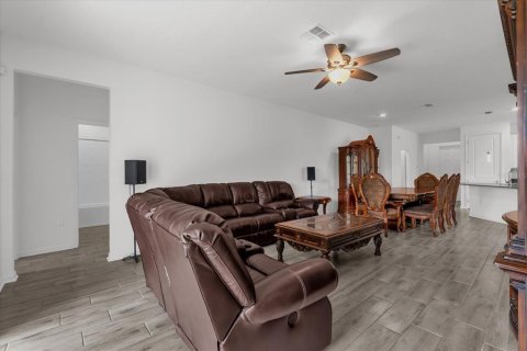 House in LIBERTY PRESERVE in Leesburg, Florida 4 bedrooms, 195.93 sq.m. № 1535866 - photo 17