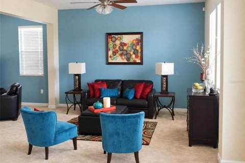 Villa ou maison à louer à Winter Garden, Floride: 4 chambres, 263.66 m2 № 2410179 - photo 7