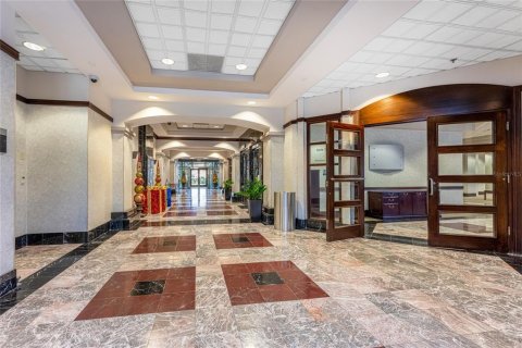 Immobilier commercial à louer à Port Charlotte, Floride: 6730.96 m2 № 213915 - photo 7