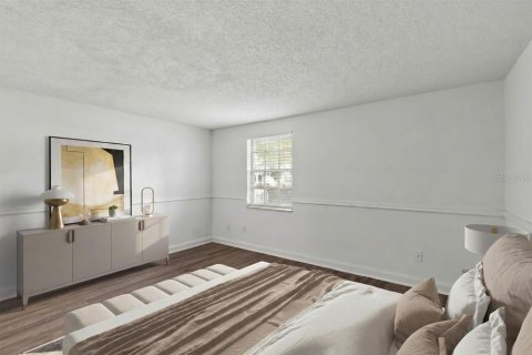 Condo in Tampa, Florida, 2 bedrooms № 2122473 - photo 12
