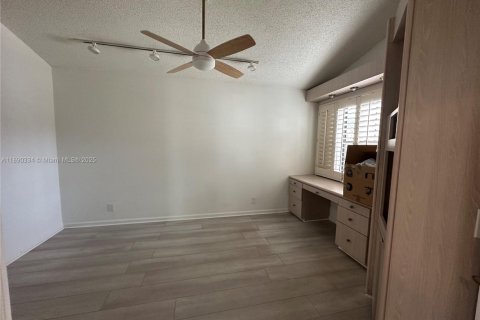 Villa ou maison à louer à Palm Beach Gardens, Floride: 3 chambres, 163.6 m2 № 1946474 - photo 6