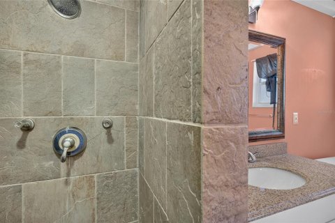 Villa ou maison à vendre à Port Charlotte, Floride: 4 chambres, 197.14 m2 № 2402944 - photo 28