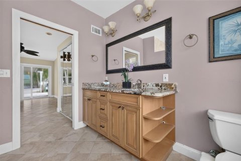 Villa ou maison à vendre à Port Charlotte, Floride: 4 chambres, 197.14 m2 № 2402944 - photo 20