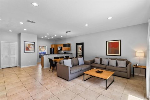 Townhouse in Kissimmee, Florida 3 bedrooms, 136.57 sq.m. № 1642717 - photo 15