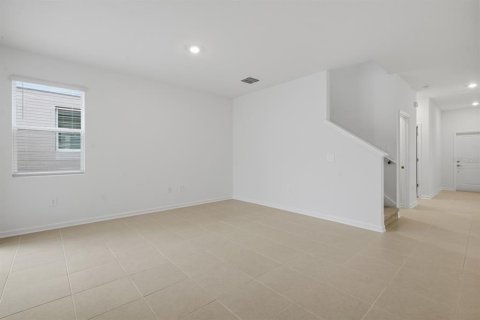 Villa ou maison à louer à Clermont, Floride: 5 chambres, 228.08 m2 № 2413486 - photo 5