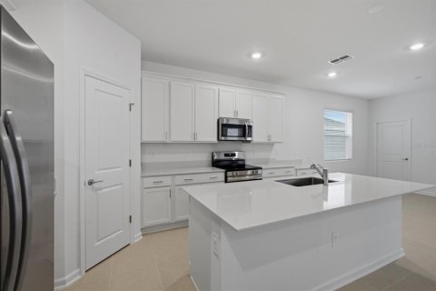 Villa ou maison à louer à Clermont, Floride: 5 chambres, 228.08 m2 № 2413486 - photo 11