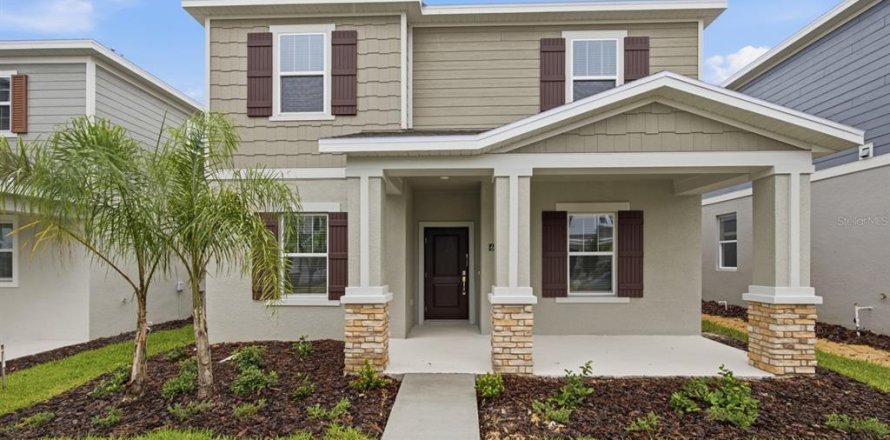 Villa ou maison à Clermont, Floride 5 chambres, 228.08 m2 № 2413486