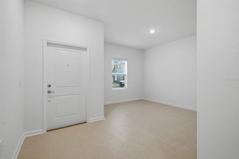 Villa ou maison à louer à Clermont, Floride: 5 chambres, 228.08 m2 № 2413486 - photo 2
