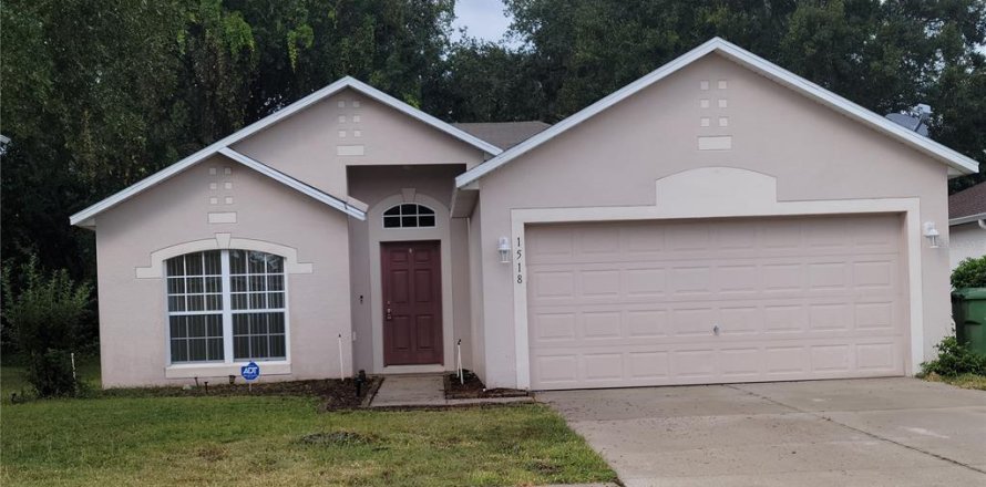 Casa en Leesburg, Florida 3 dormitorios, 133.97 m2 № 1910721