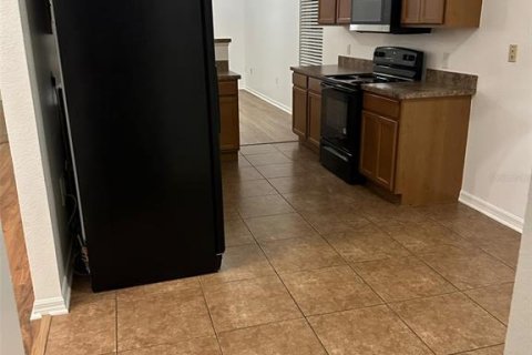 Casa en alquiler en Leesburg, Florida, 3 dormitorios, 133.97 m2 № 1910721 - foto 3