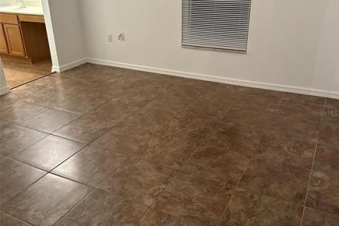 Casa en alquiler en Leesburg, Florida, 3 dormitorios, 133.97 m2 № 1910721 - foto 2