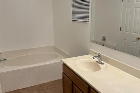 Casa en alquiler en Leesburg, Florida, 3 dormitorios, 133.97 m2 № 1910721 - foto 17