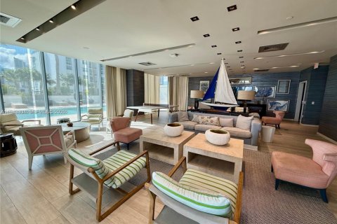 Condominio en venta en Miami, Florida, 1 dormitorio, 87.61 m2 № 2000628 - foto 23