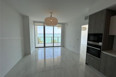 Condominio en venta en Miami, Florida, 1 dormitorio, 87.61 m2 № 2000628 - foto 5