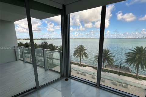 Condominio en venta en Miami, Florida, 1 dormitorio, 87.61 m2 № 2000628 - foto 21