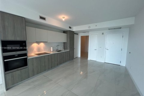 Condominio en venta en Miami, Florida, 1 dormitorio, 87.61 m2 № 2000628 - foto 7
