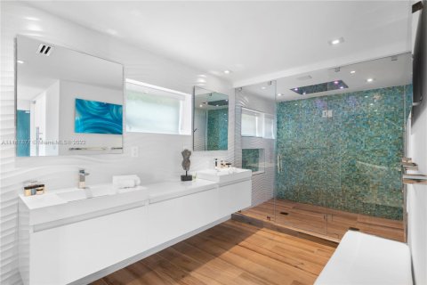 Casa en alquiler en Hollywood, Florida, 5 dormitorios, 363.15 m2 № 1703091 - foto 12