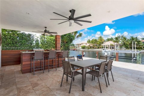 Casa en alquiler en Hollywood, Florida, 5 dormitorios, 363.15 m2 № 1703091 - foto 5