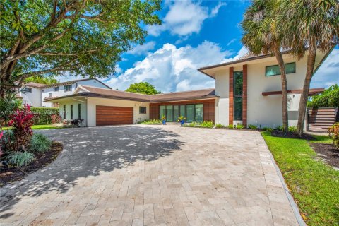 Casa en alquiler en Hollywood, Florida, 5 dormitorios, 363.15 m2 № 1703091 - foto 2