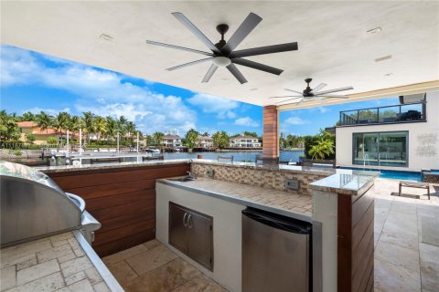 Casa en alquiler en Hollywood, Florida, 5 dormitorios, 363.15 m2 № 1703091 - foto 6