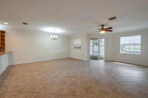 Adosado en venta en Seminole, Florida, 3 dormitorios, 211.07 m2 № 2099492 - foto 21