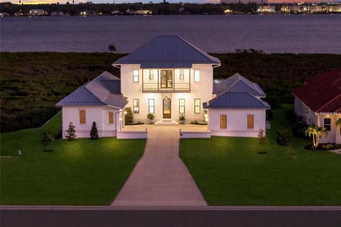 Casa en Palmetto, Florida 4 dormitorios, 418.52 m2 № 2123345