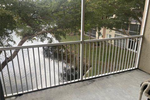 Condo in Fort Lauderdale, Florida, 2 bedrooms  № 1738447 - photo 29