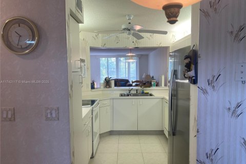 Condo in Fort Lauderdale, Florida, 2 bedrooms  № 1738447 - photo 26