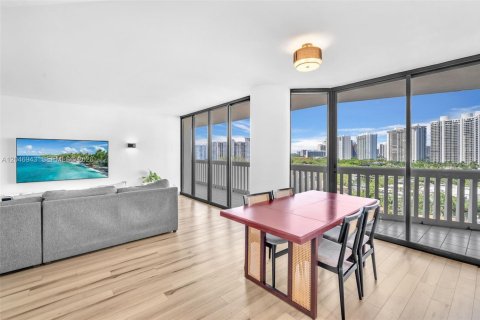 Condo in Aventura, Florida, 3 bedrooms № 2261360 - photo 26