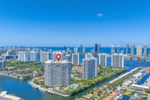 Condo in Aventura, Florida, 3 bedrooms № 2261360 - photo 6