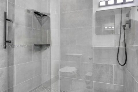 Condo in Aventura, Florida, 3 bedrooms № 2261360 - photo 19