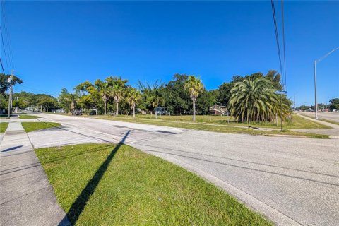 Commercial property in Clearwater, Florida 179.86 sq.m. № 2427343 - photo 20