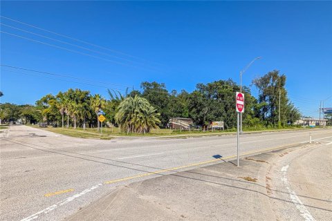 Commercial property in Clearwater, Florida 179.86 sq.m. № 2427343 - photo 22